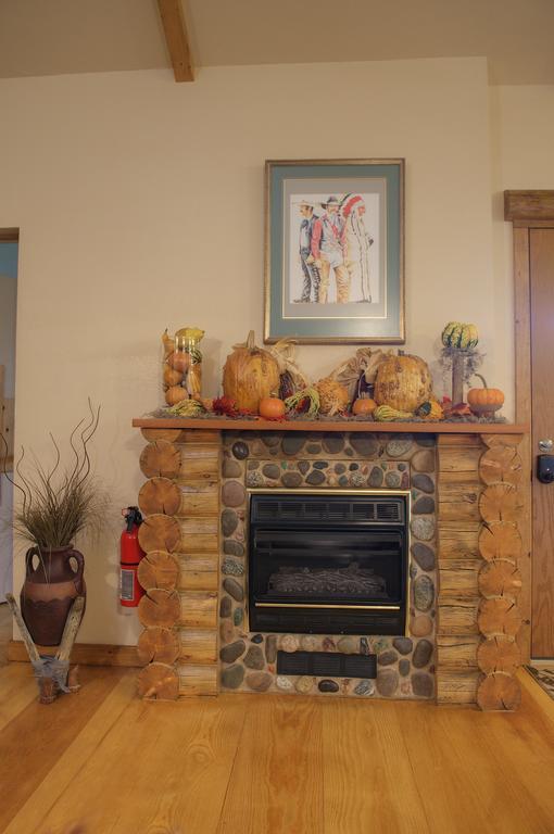 Grand Canyon Bed And Breakfast Williams Exterior photo
