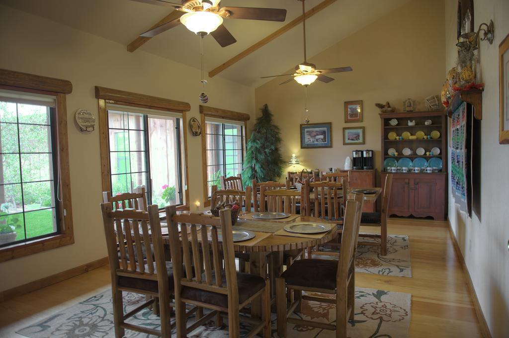 Grand Canyon Bed And Breakfast Williams Exterior photo