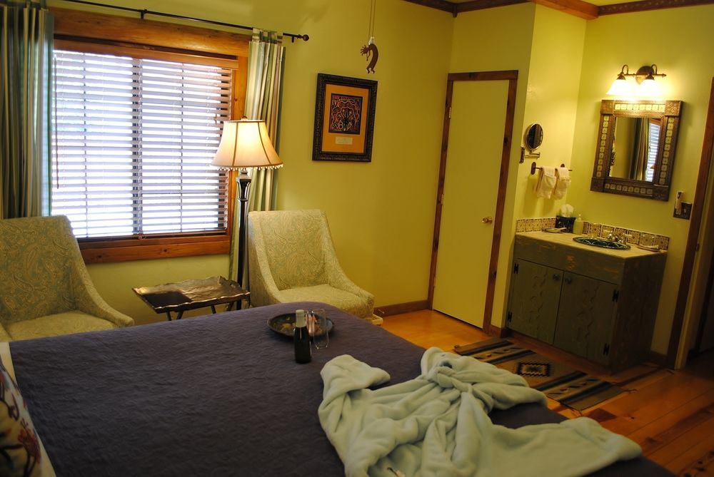 Grand Canyon Bed And Breakfast Williams Exterior photo