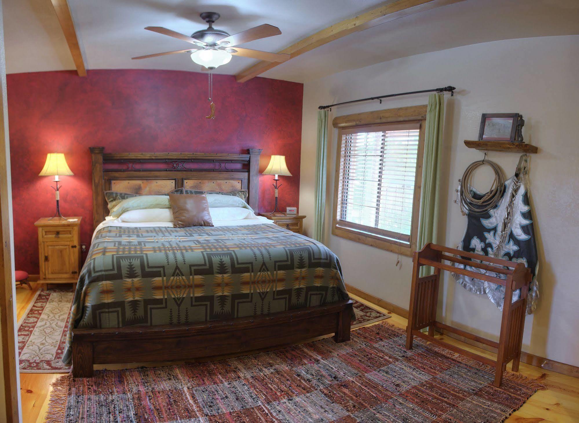 Grand Canyon Bed And Breakfast Williams Exterior photo