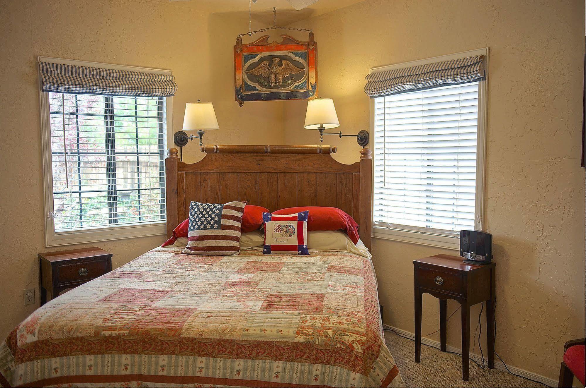 Grand Canyon Bed And Breakfast Williams Exterior photo